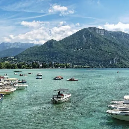 Les Sainte Claire